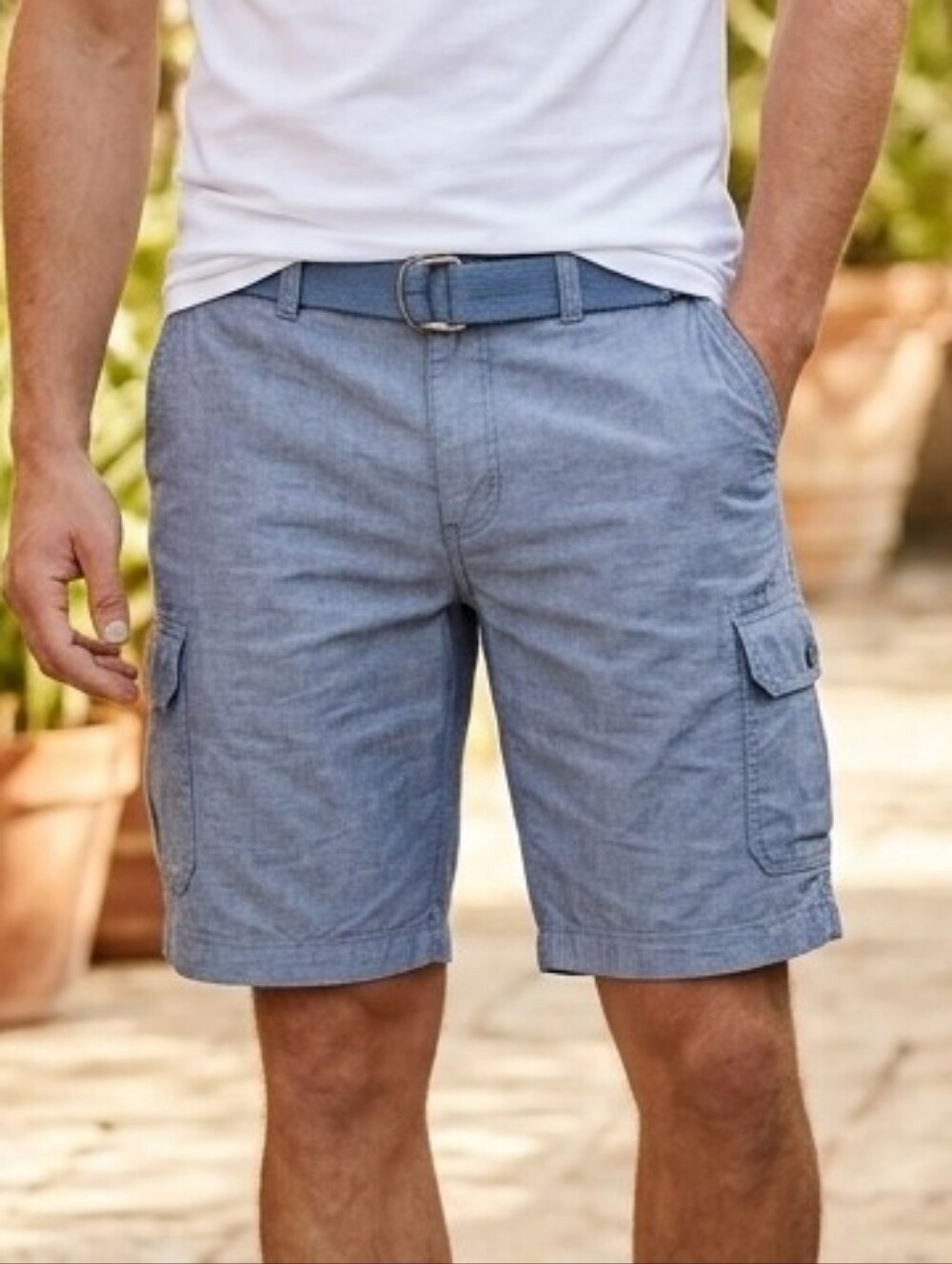 Joseph Abboud Light Blue Cargo Shorts with Belt Size 44